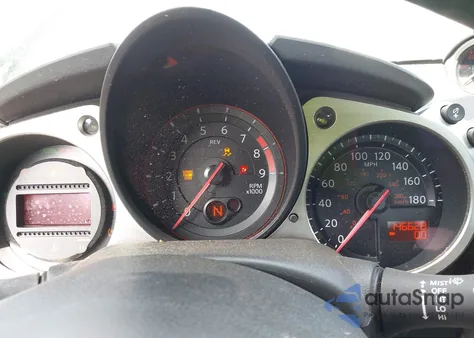 2013 Nissan 370Z Touring z USA, uszkodzony, nr VIN JN1AZ4EH2DM383666